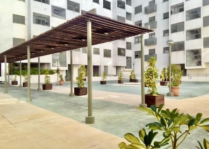Apartamento Nuevo Con Piscina, Temporada
