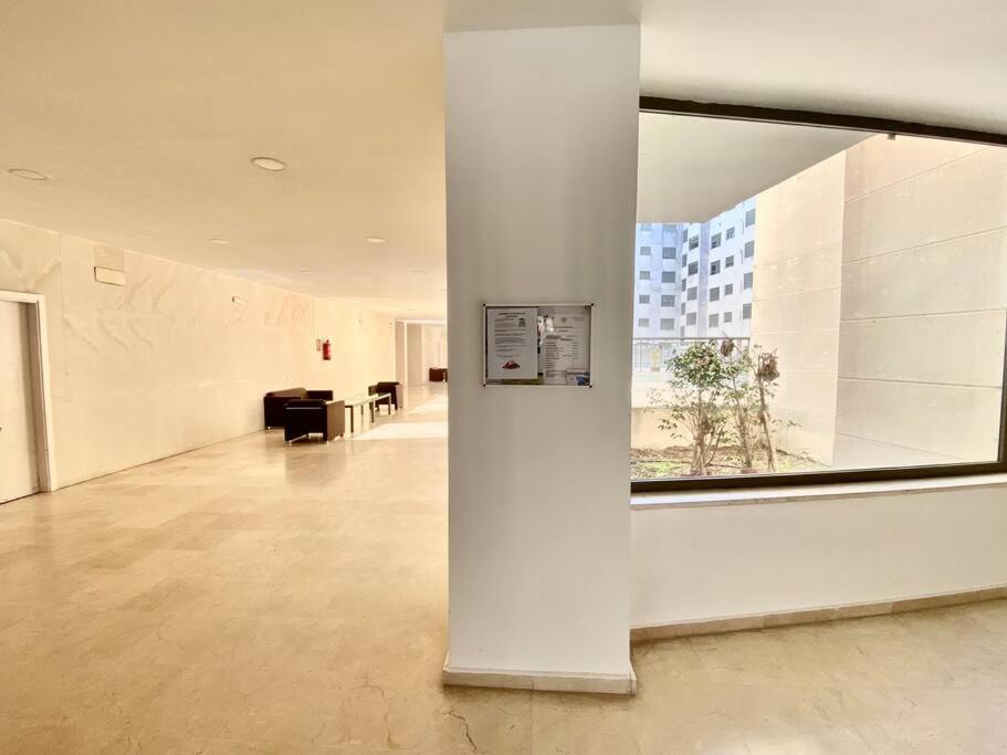 Apartamento Nuevo Con Piscina, Temporada Apartment